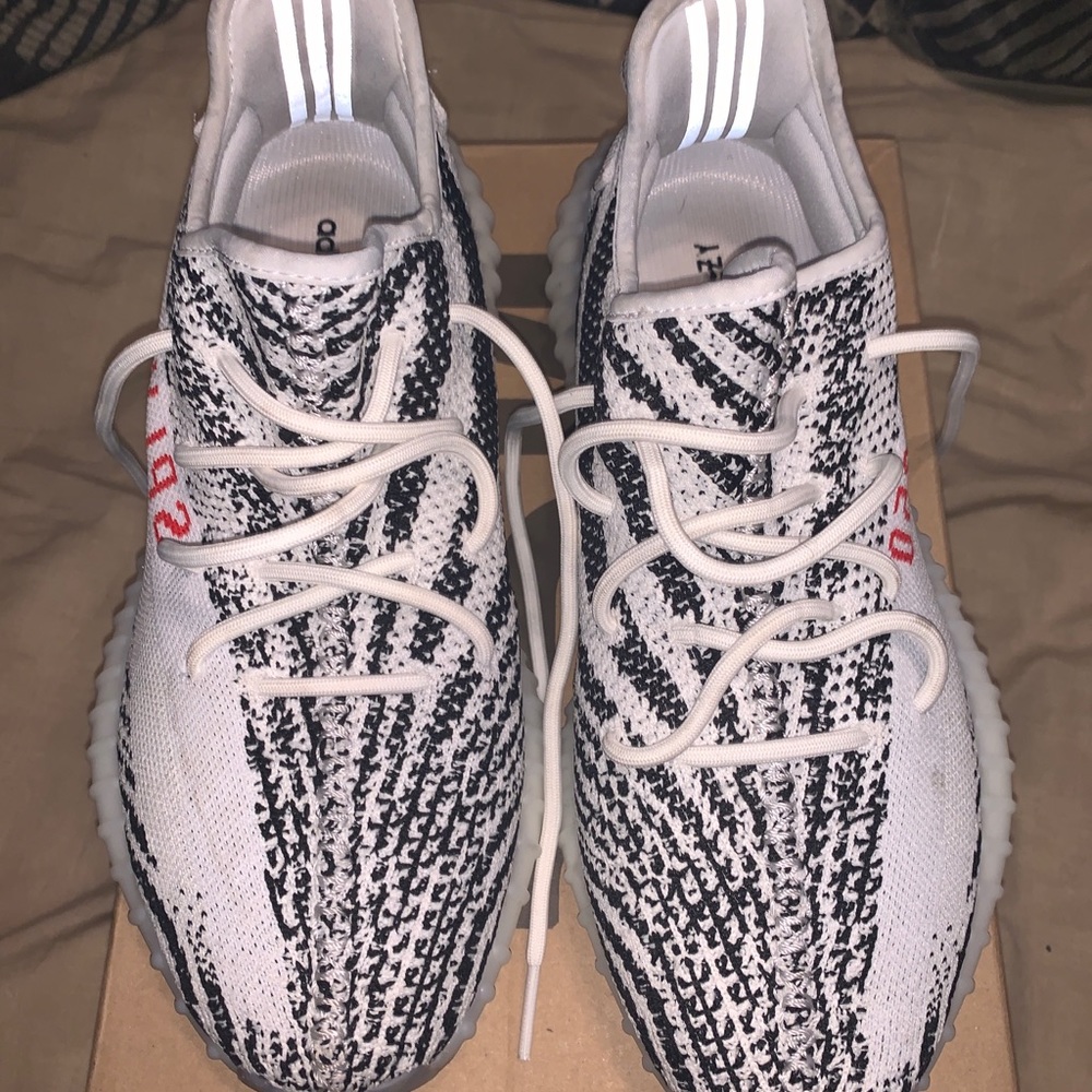 Yeezy 350 Zebra